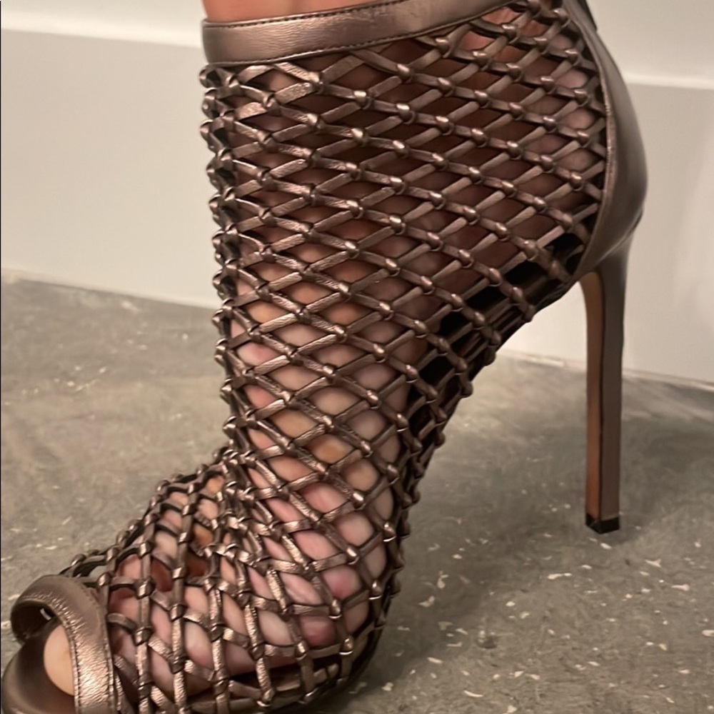 Gucci leather web style bootie.